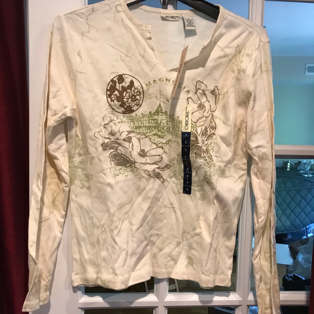 Cherokee top